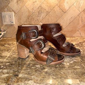 FREEBIRD Violet Sandal, Cognac Leather, Size 8